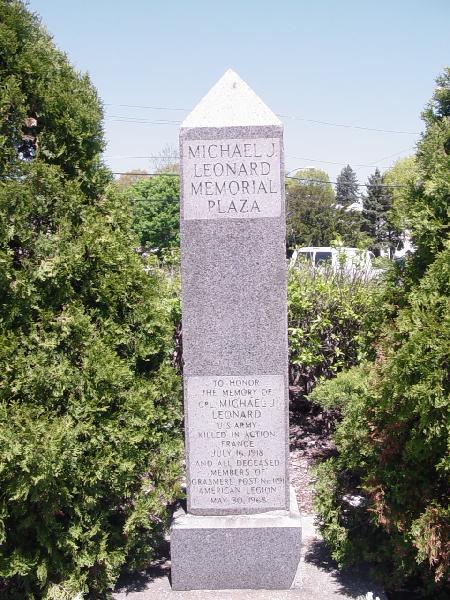 Zoom on the image : Michael J. Leonard Memorial Plaza